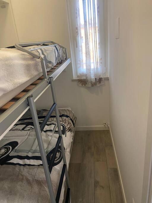 Appartamento Casa Adry Peschiera del Garda Esterno foto
